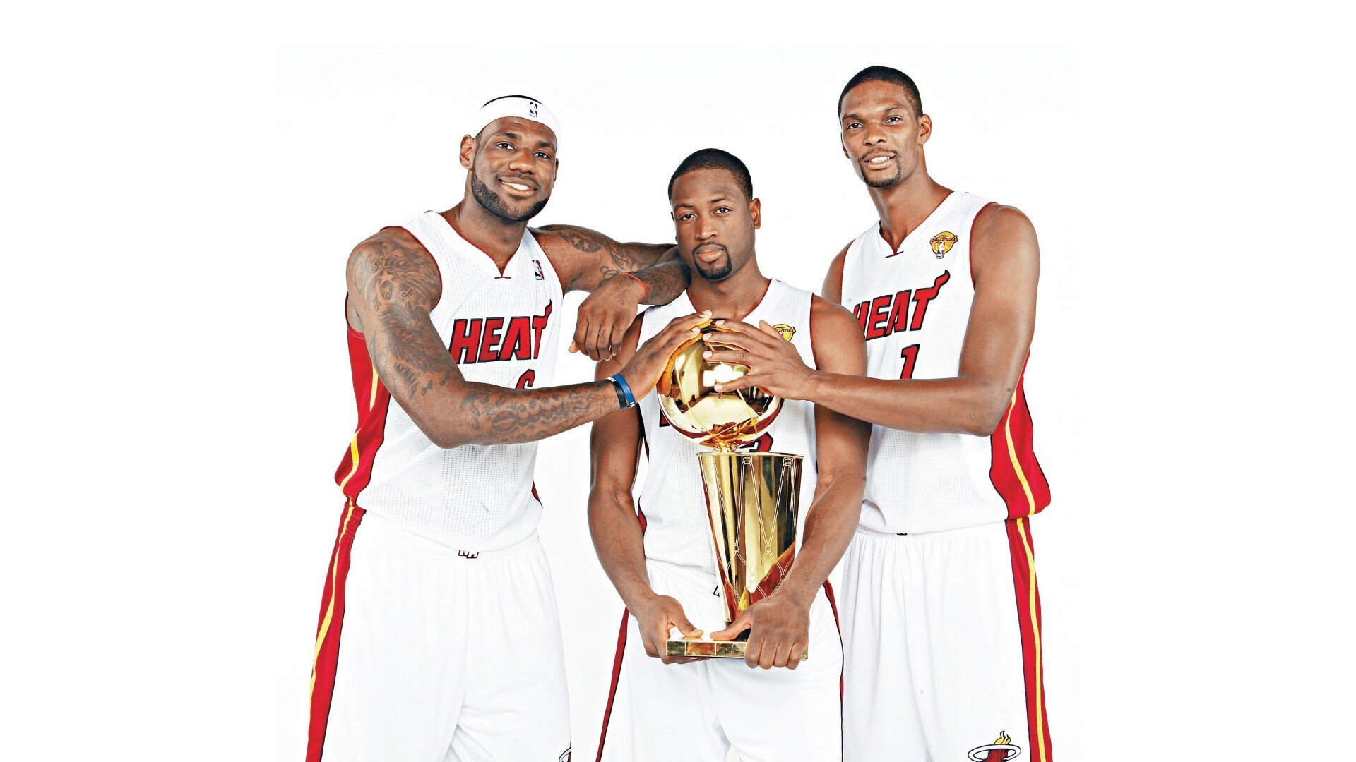 “德甲赛事持续升温，后劲十足的队伍备受关注”，德甲赛制介绍